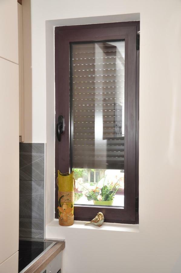 Lux Apartman Čačak Exteriör bild