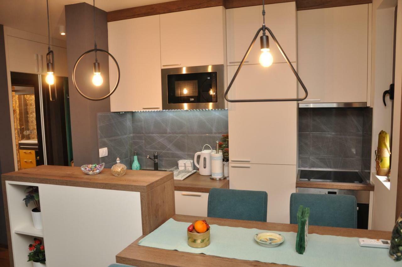 Lux Apartman Čačak Exteriör bild
